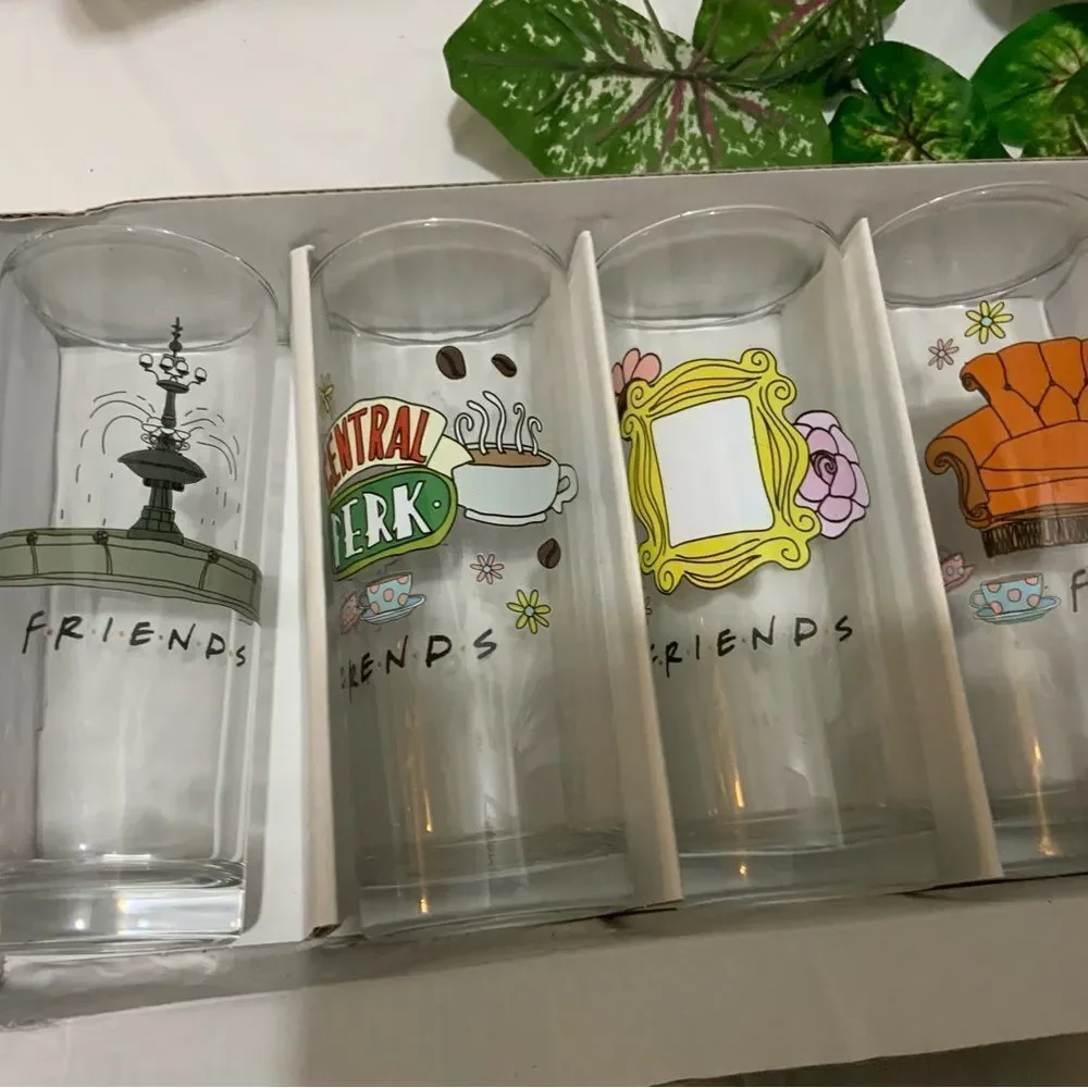 Friends TV Series Set of Four 4 Glassware 10 oz Glasses Central Perk Couch